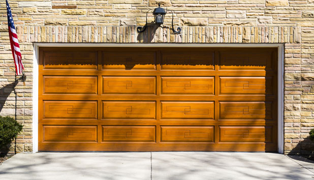 Wooden garage door New York